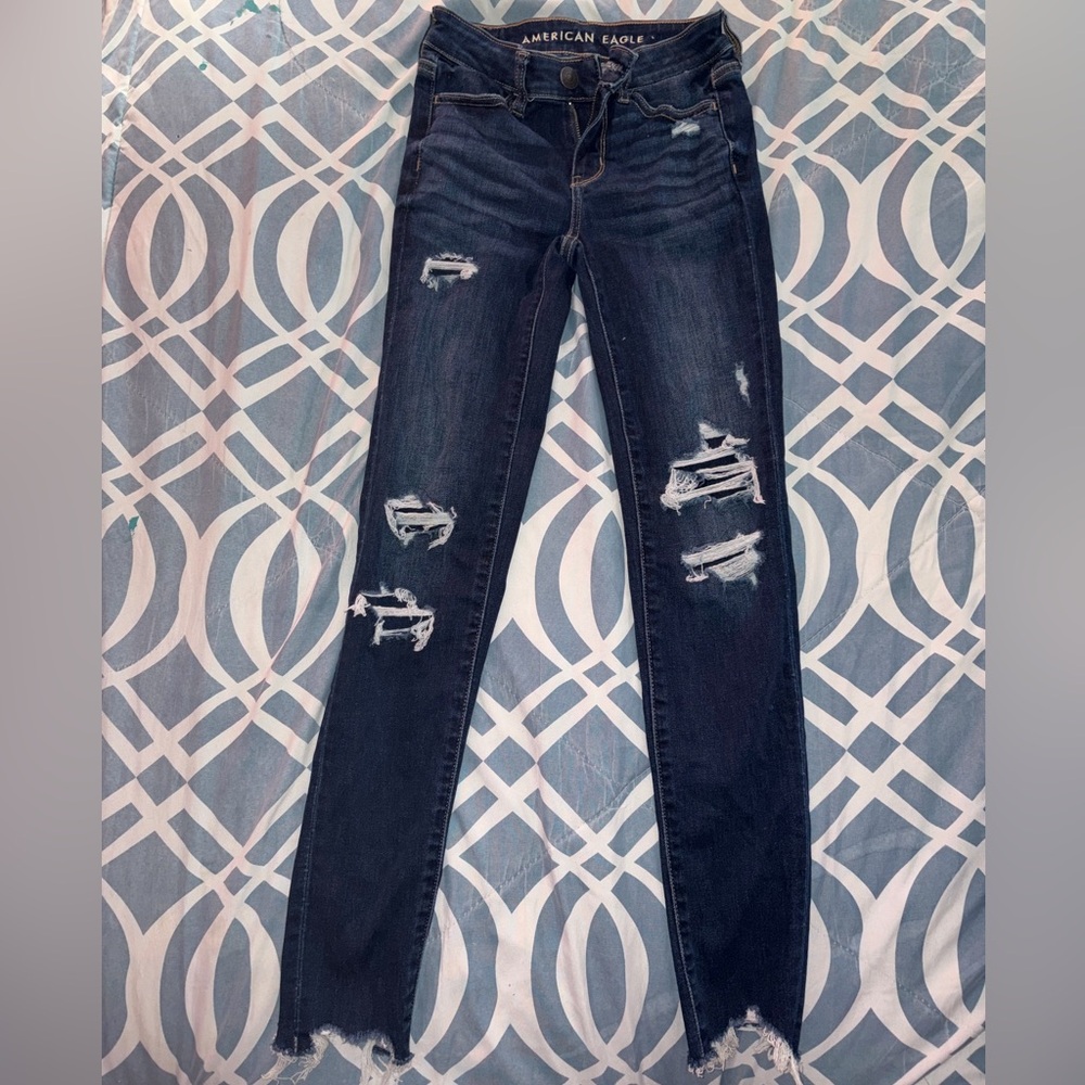 American Eagle Outfitters Dark Blue Distressed Skinny Jeans Women’s